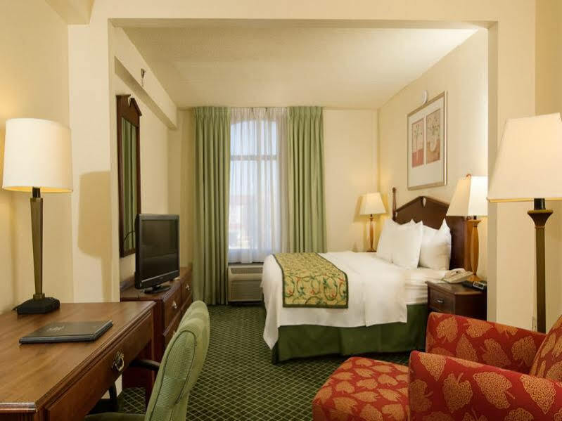 Fairfield Inn And Suites Atlanta Airport South/Sullivan Road College Park Exteriér fotografie